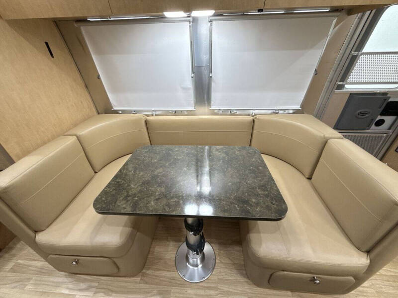 2017 Airstream Flying Cloud