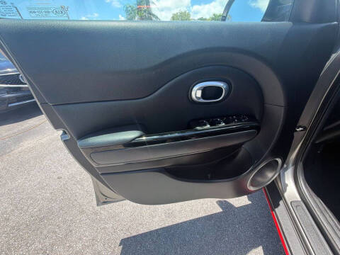 2017 Kia Soul !