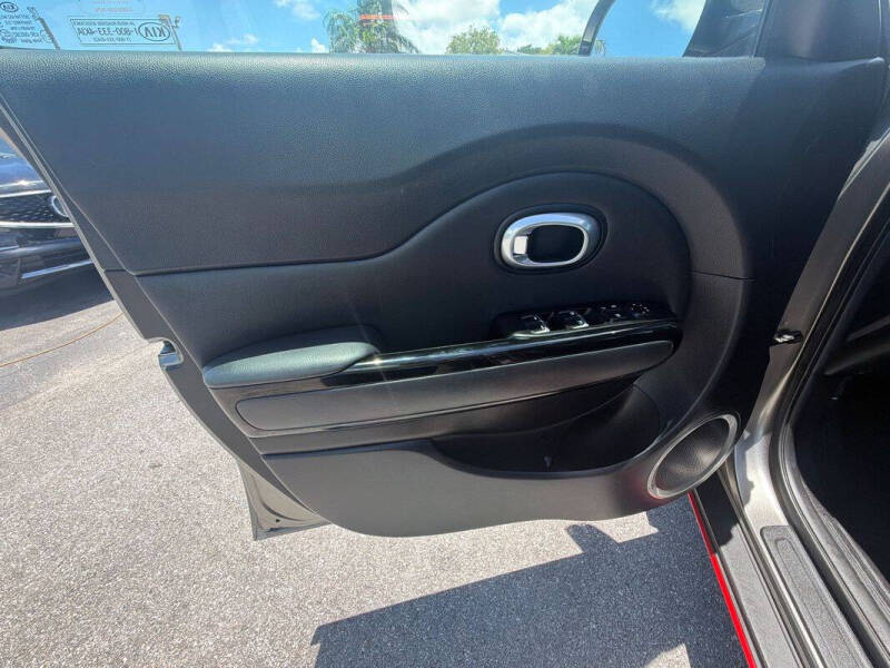 2017 Kia Soul !