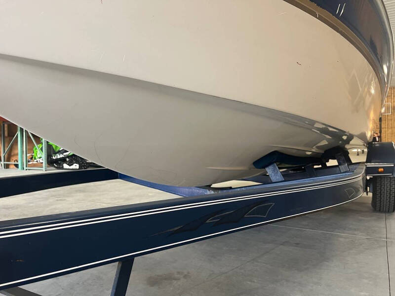 2002 Glastron GX185