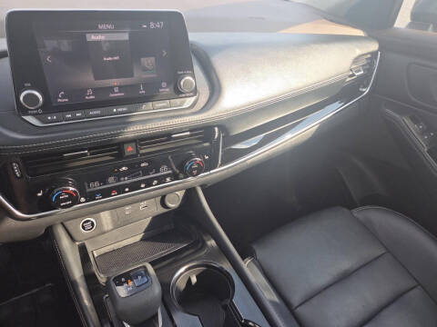 2022 Nissan Rogue SL