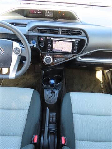2015 Toyota Prius c Three