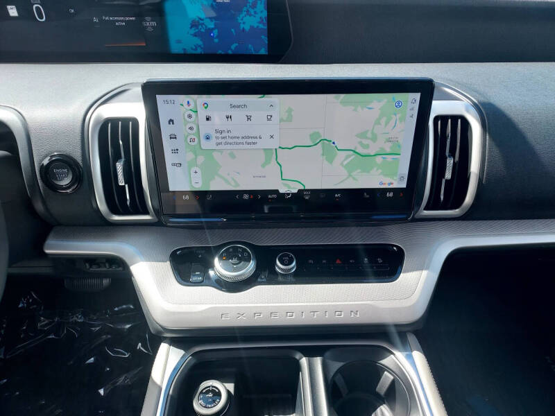 2026 Ford Expedition MAX Active