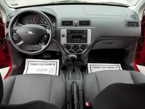 2005 Ford Focus ZX5 S