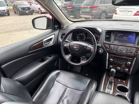 2016 Nissan Pathfinder Platinum