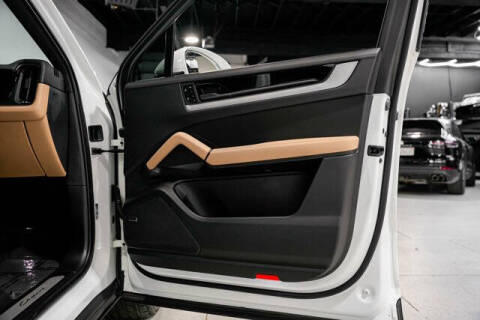 2024 Porsche Cayenne Coupe