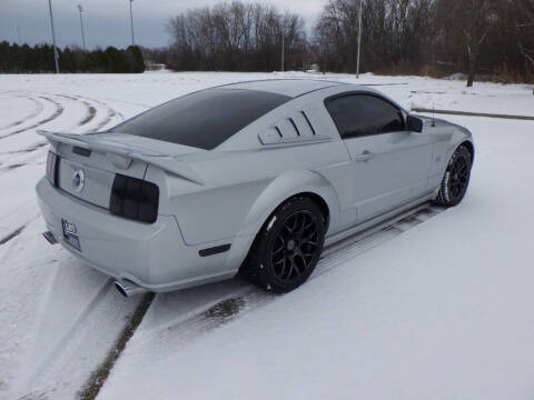 2006 Ford Mustang GT Deluxe