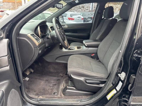 2017 Jeep Grand Cherokee Laredo