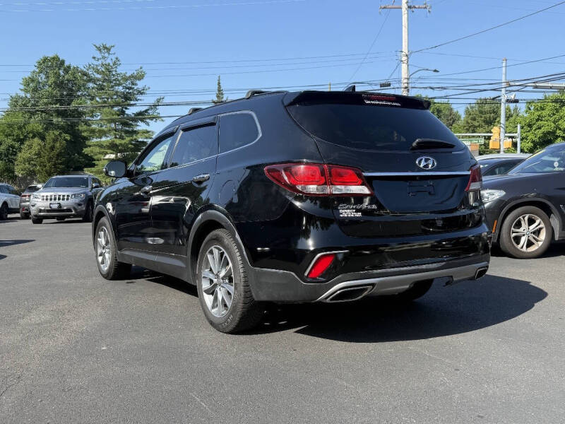 2017 Hyundai Santa Fe SE