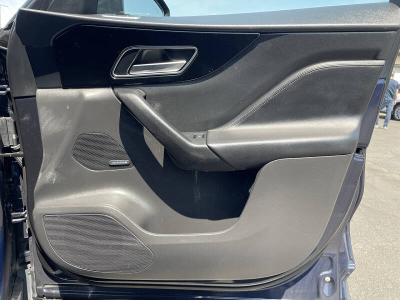 2019 Jaguar F-PACE 30t Premium