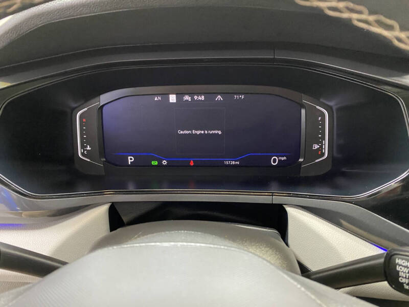 2024 Volkswagen Taos SEL 4Motion