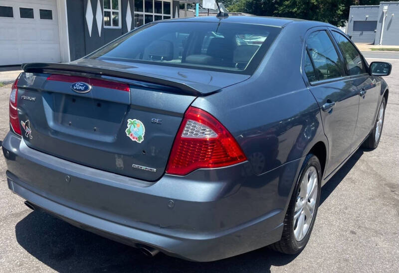2012 Ford Fusion SE