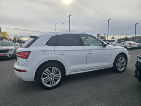 2019 Audi Q5 quattro Prestige 45 TFSI