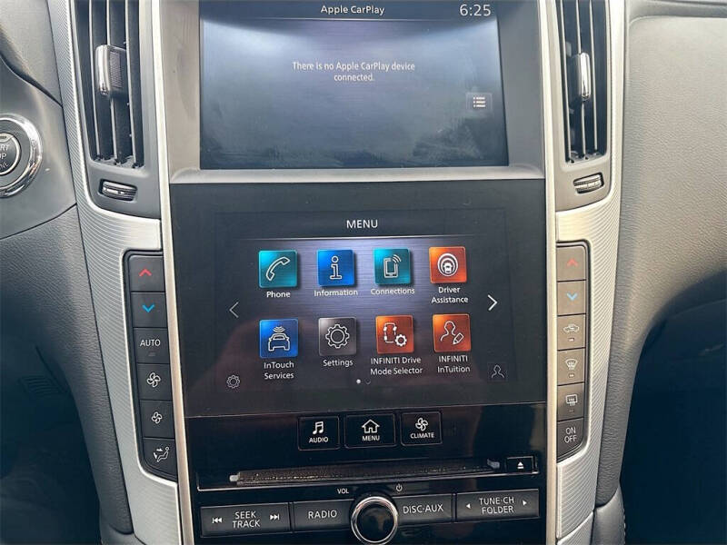 2024 Infiniti Q50 Luxe