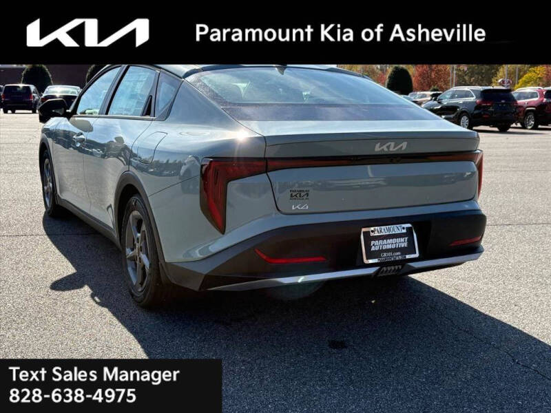 2025 Kia K4 LXS