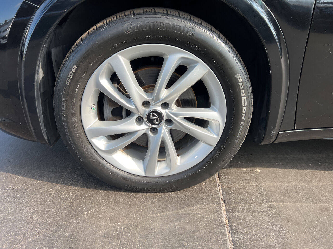 2018 Infiniti QX30  - $16,900