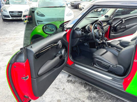 2019 MINI Hardtop 2 Door Cooper S
