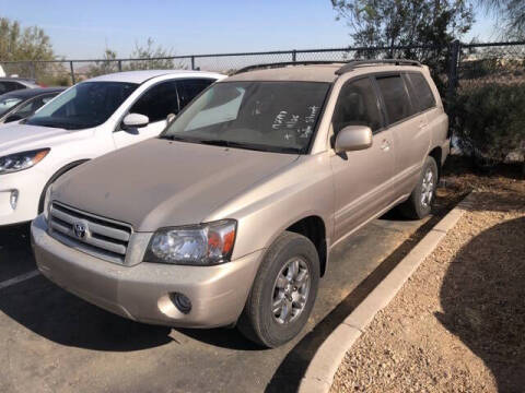 2006 Toyota Highlander for sale at Lean On Me Automotive in Scottsdale AZ