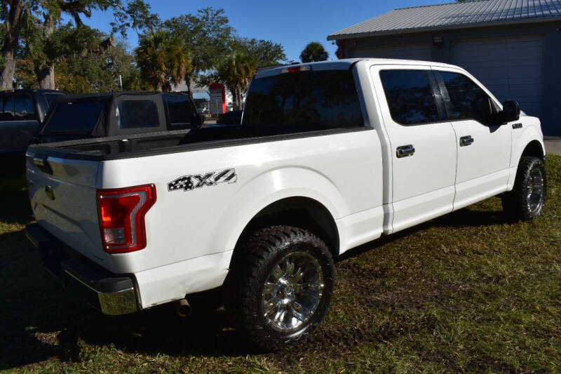 2015 Ford F-150 XLT photo 44