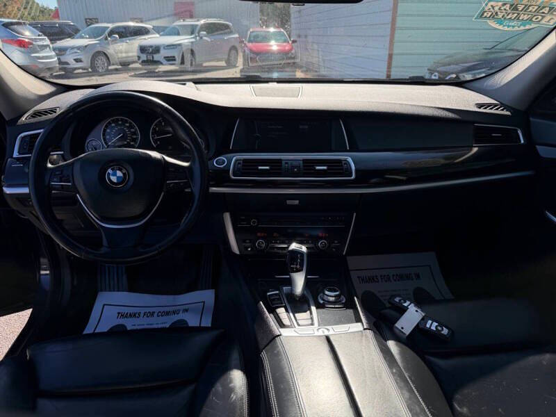 2012 BMW 5 Series 550i xDrive Gran Turismo