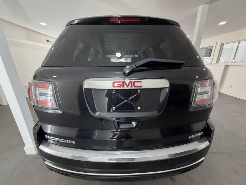 2014 GMC Acadia SLE-2