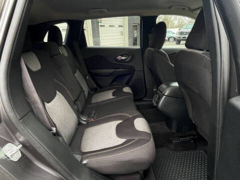 2016 Jeep Cherokee Sport Altitude