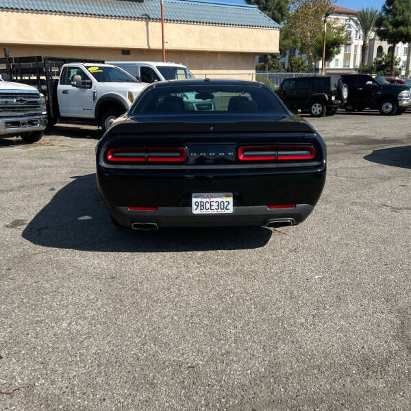 2017 Dodge Challenger