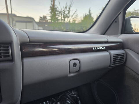 1996 Chevrolet Lumina LS