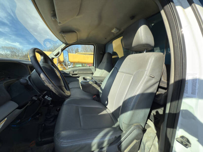 2005 Ford F-650 Super Duty