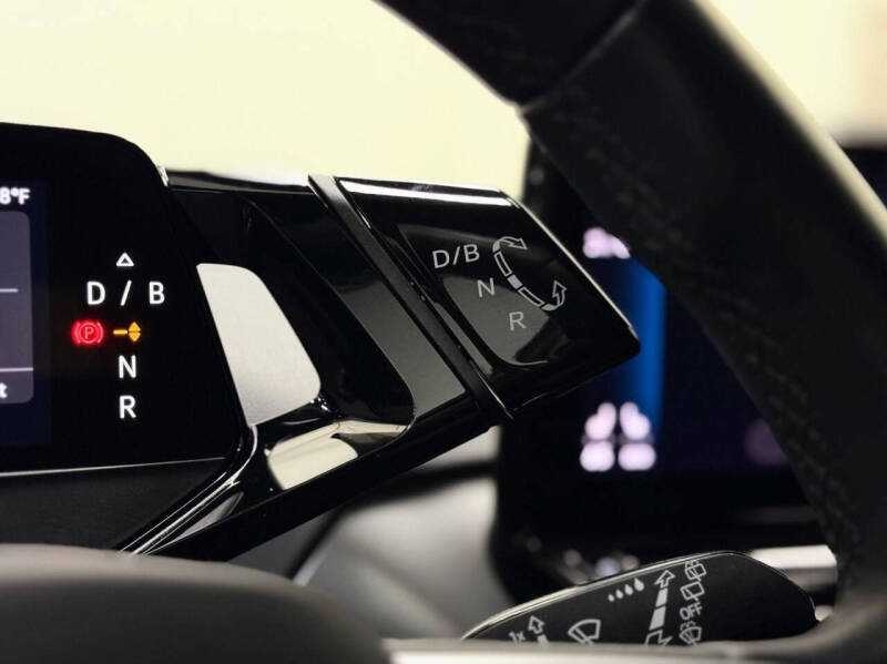 2022 Volkswagen ID.4 Pro