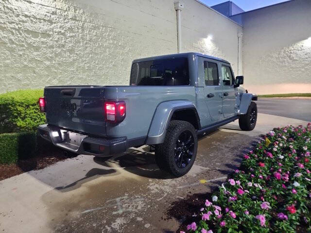 2024 Jeep Gladiator NightHawk