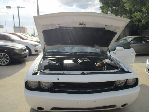 2012 Dodge Challenger SXT