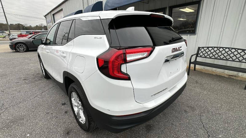 2024 GMC Terrain SLE
