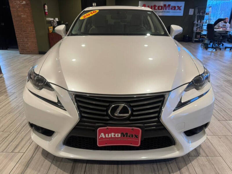 2016 Lexus IS 200t