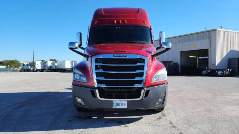 2020 Freightliner Cascadia