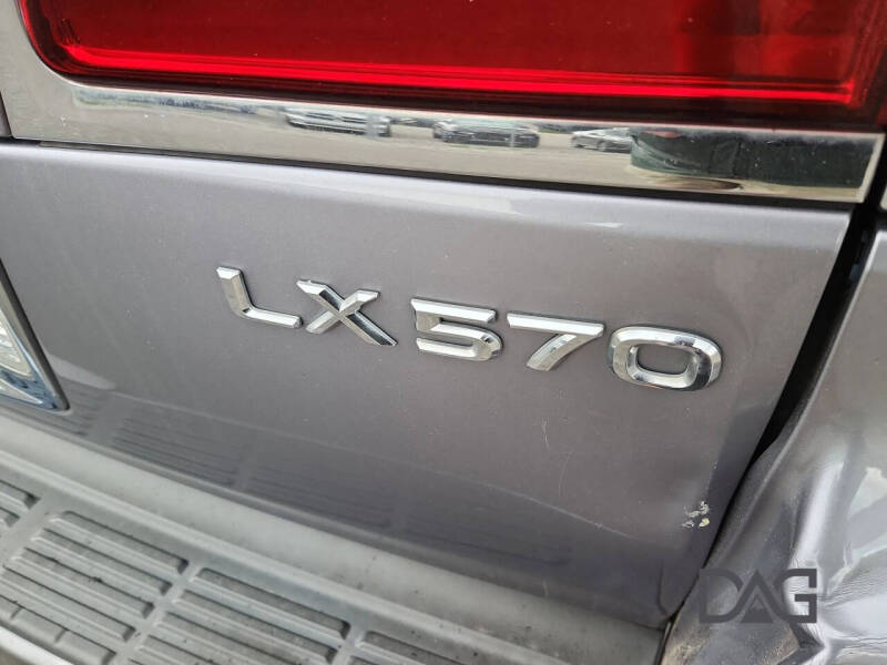 2011 Lexus LX 570