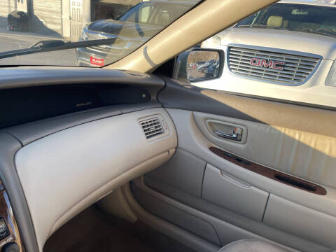 2003 Toyota Avalon XL