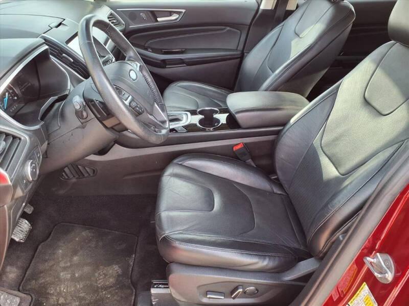 2017 Ford Edge Titanium