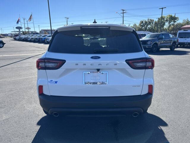 2025 Ford Escape ST-Line Select