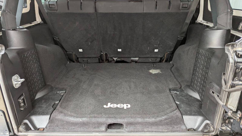 2016 Jeep Wrangler Unlimited Sahara 75th Anniversary