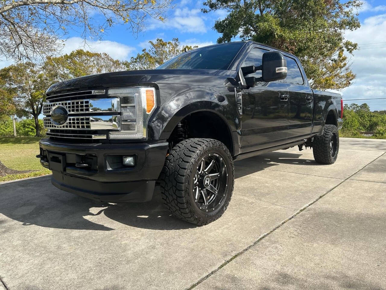 2019 Ford F-250 Super Duty for sale at DIESEL TRUCK SOURCE in Sebastian, FL