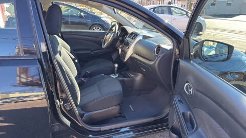 2015 Nissan Versa 1.6 S