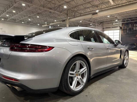 2018 Porsche Panamera 4S