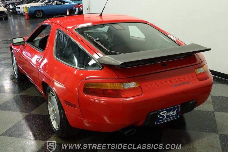 1989 Porsche 928 S4