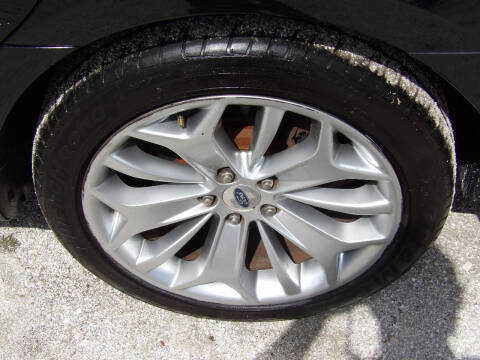 2017 Ford Taurus Limited