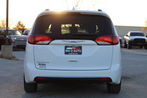 2019 Chrysler Pacifica Touring L