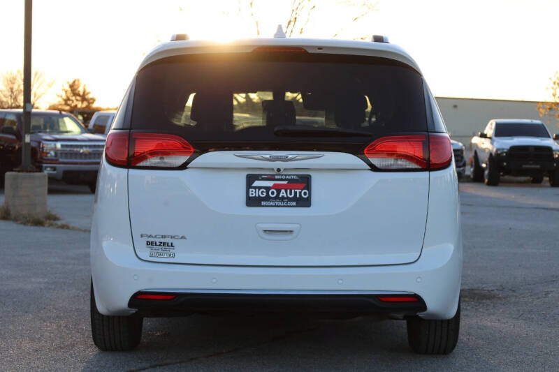 2019 Chrysler Pacifica Touring L