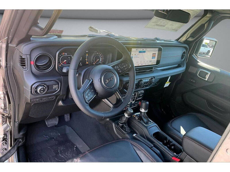 2026 Jeep Gladiator Shadow Ops