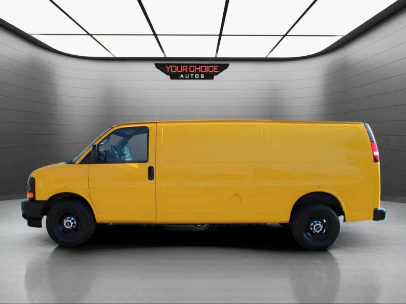 2017 GMC Savana 2500