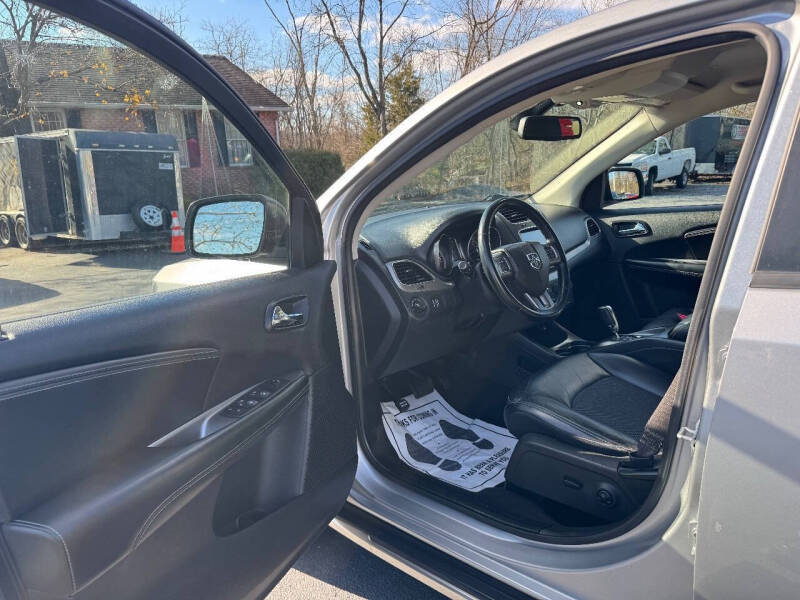 2019 Dodge Journey Crossroad